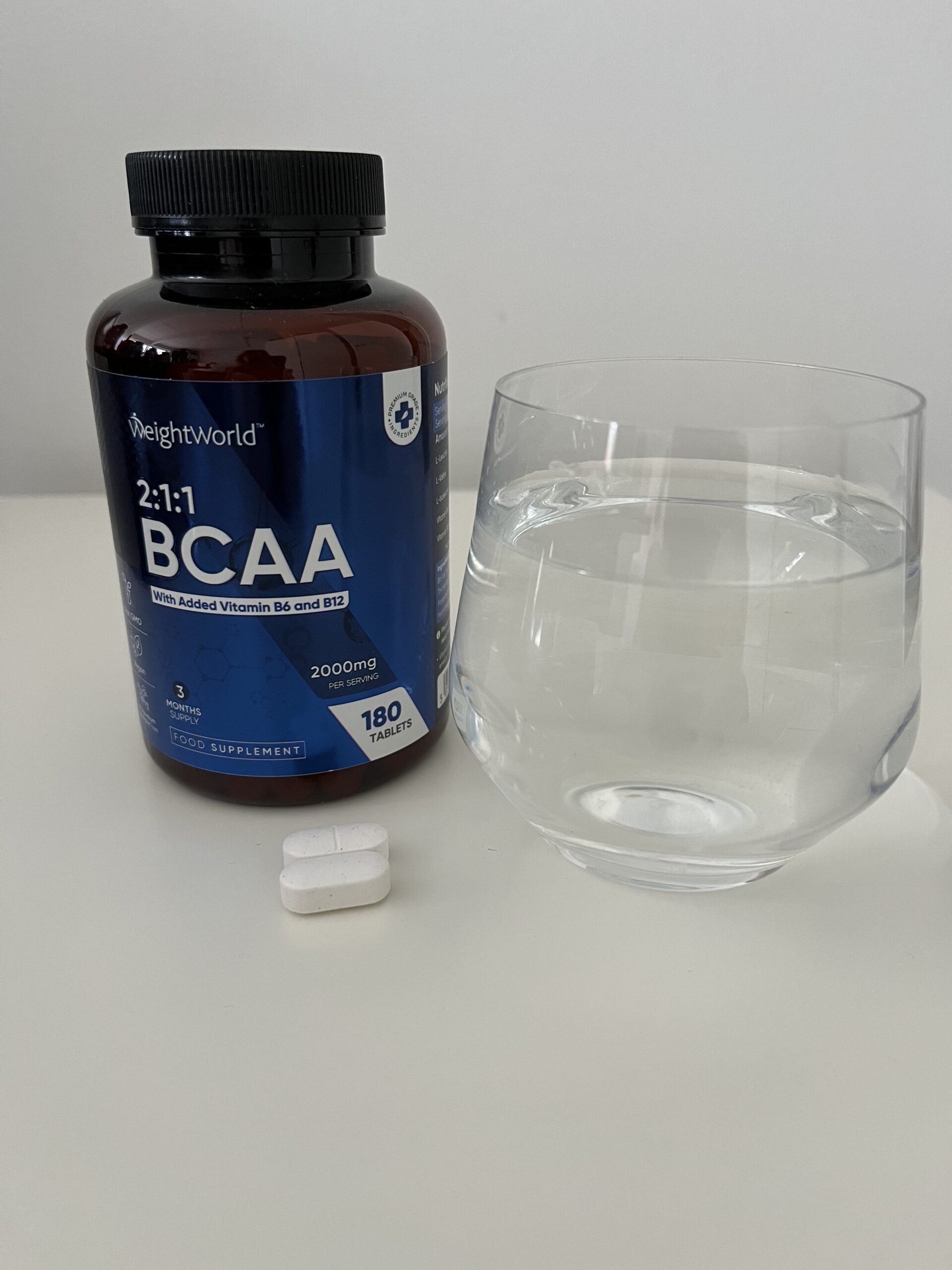 weightworld-2-1-1-BCAA-med-vitamin-b6-og-b12