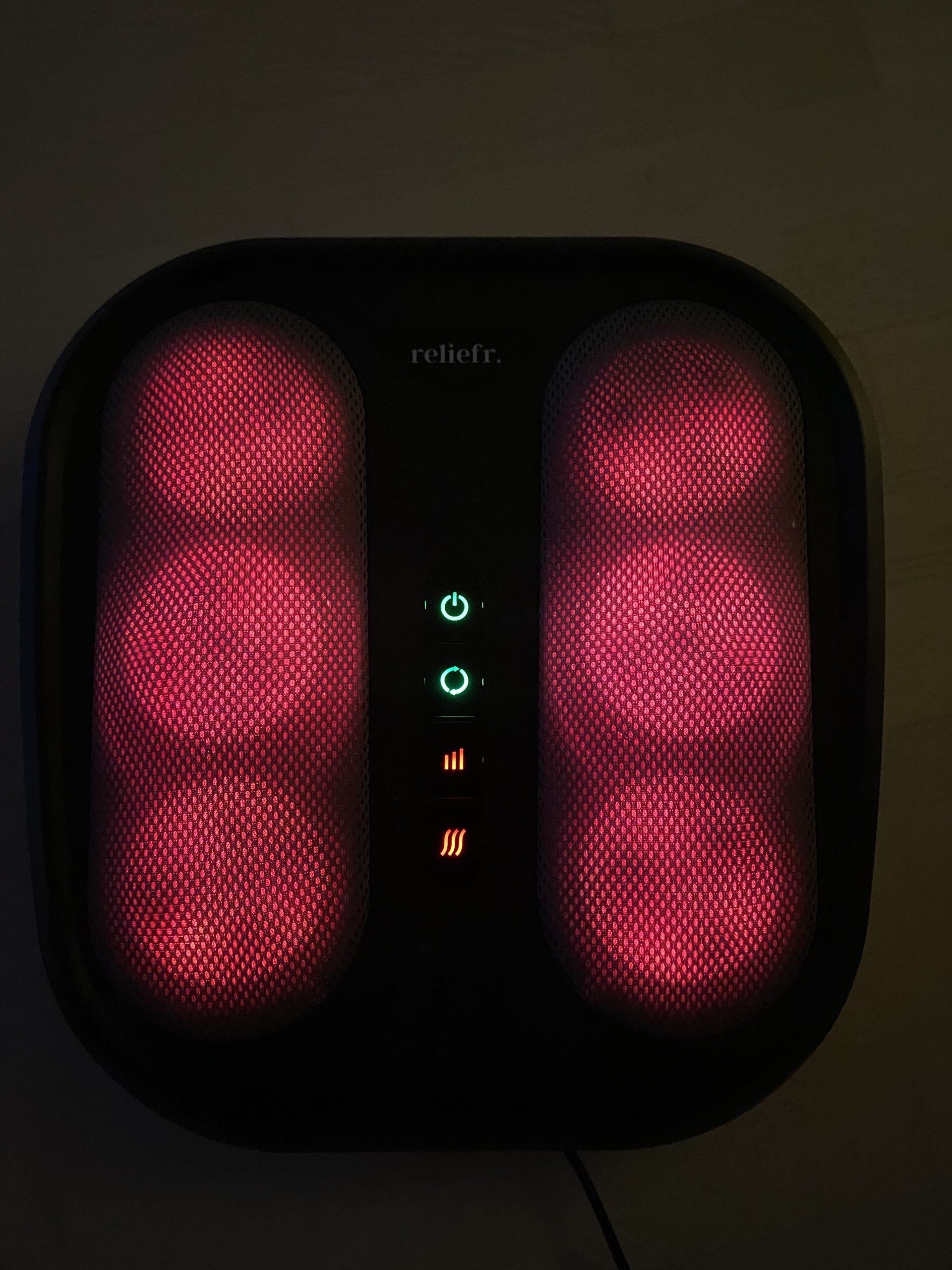 Reliefr Fodlux Pro - Med rødt lys i