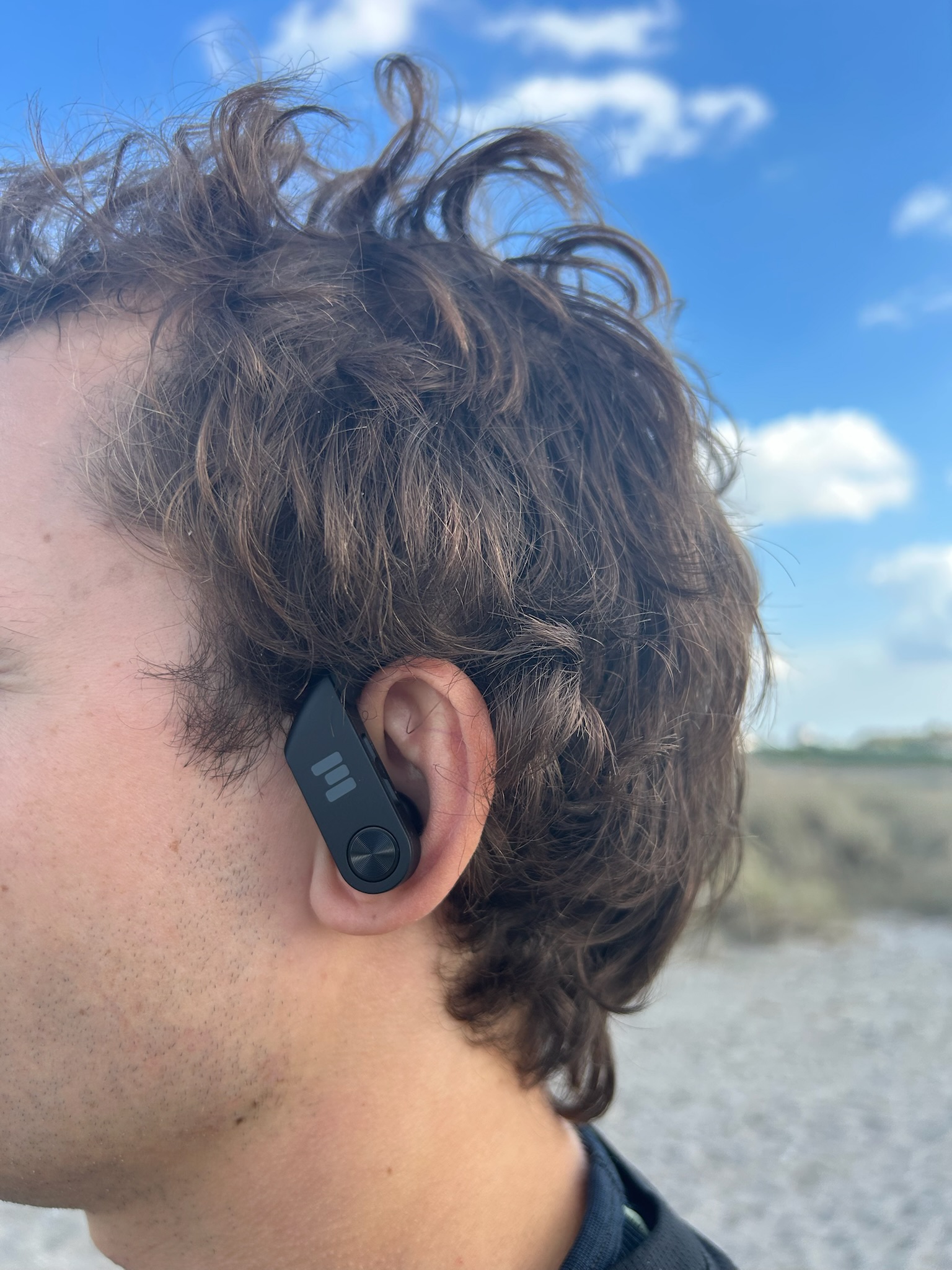 MiiBuds Active GO Høretelefoner - Sort - Ses på person