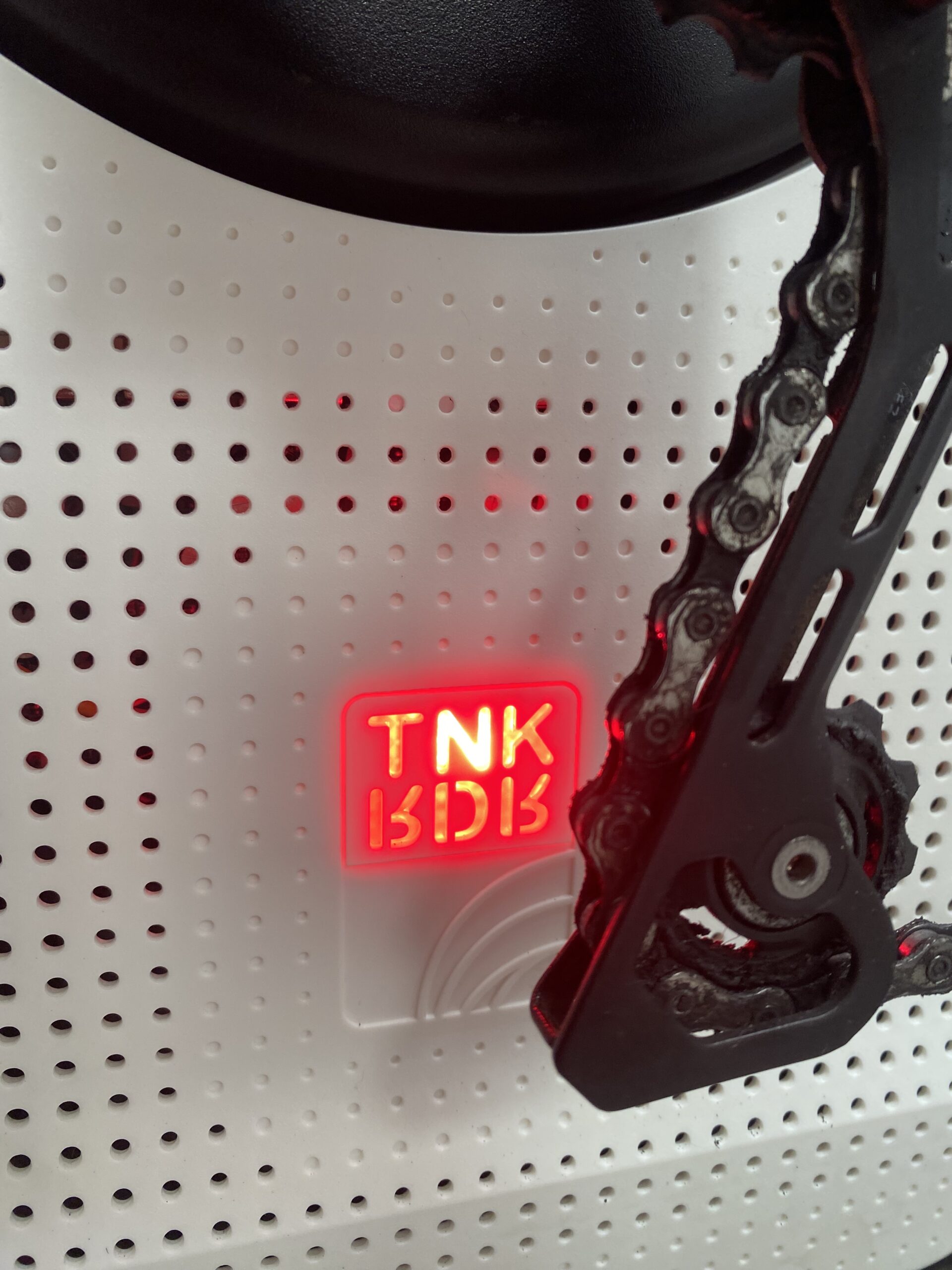 thinkrider-xx-pro-home-trainer-roedt-lys-og-kaede