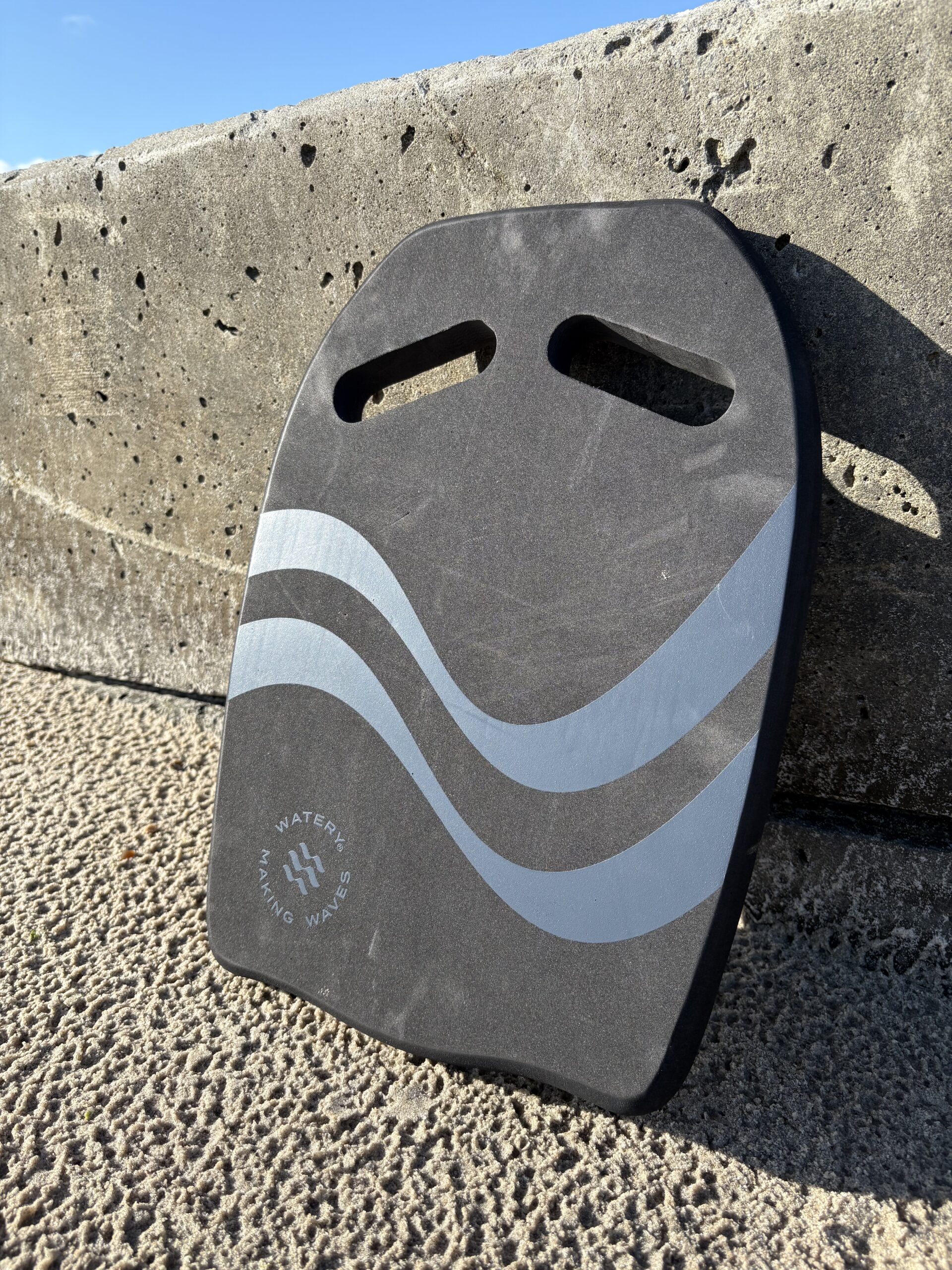 watery-heat-svoemmeplade-design