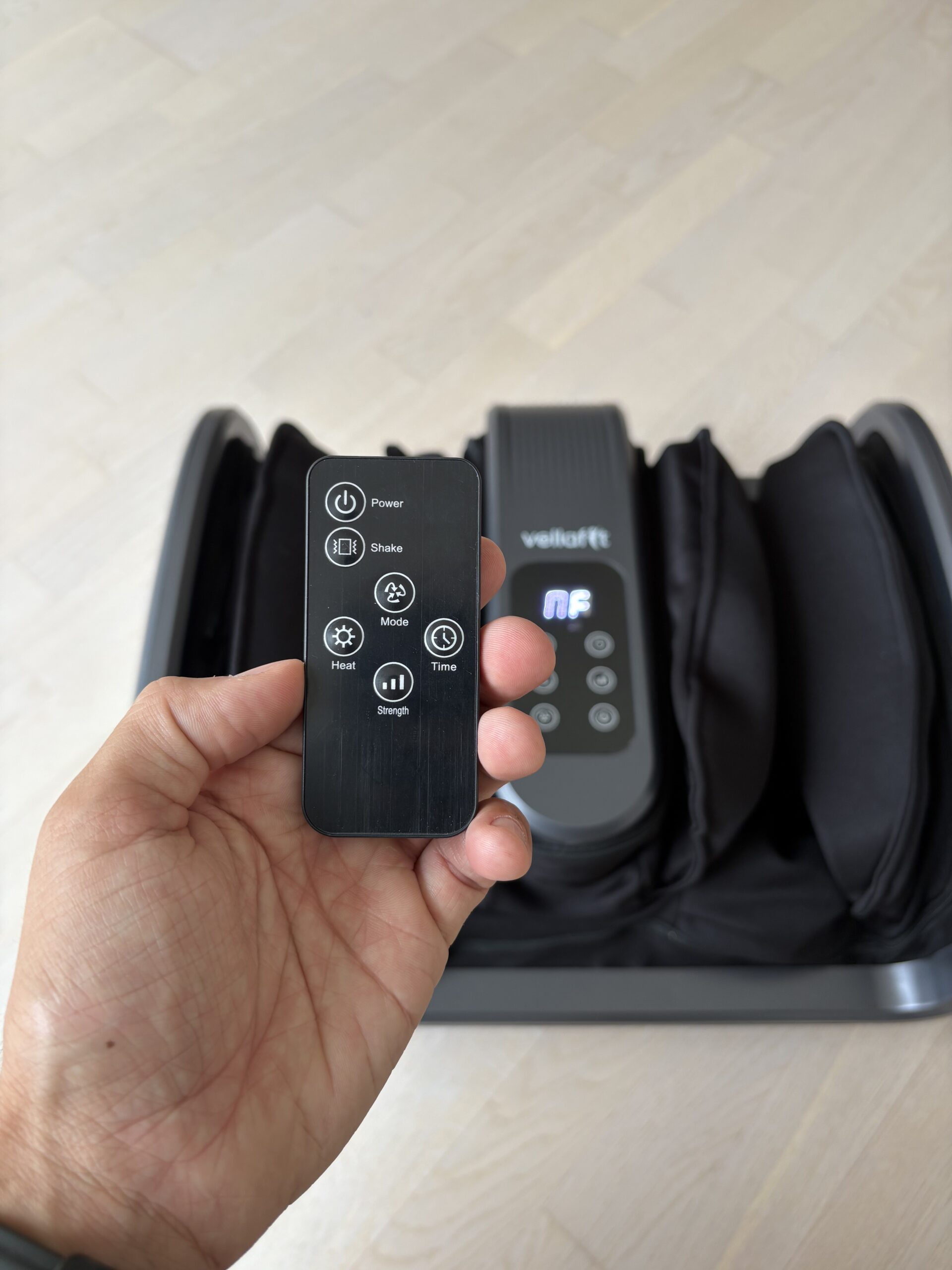 vellafit-fodmassager-pro-fodmassage-maskine-og-fjernbetjening