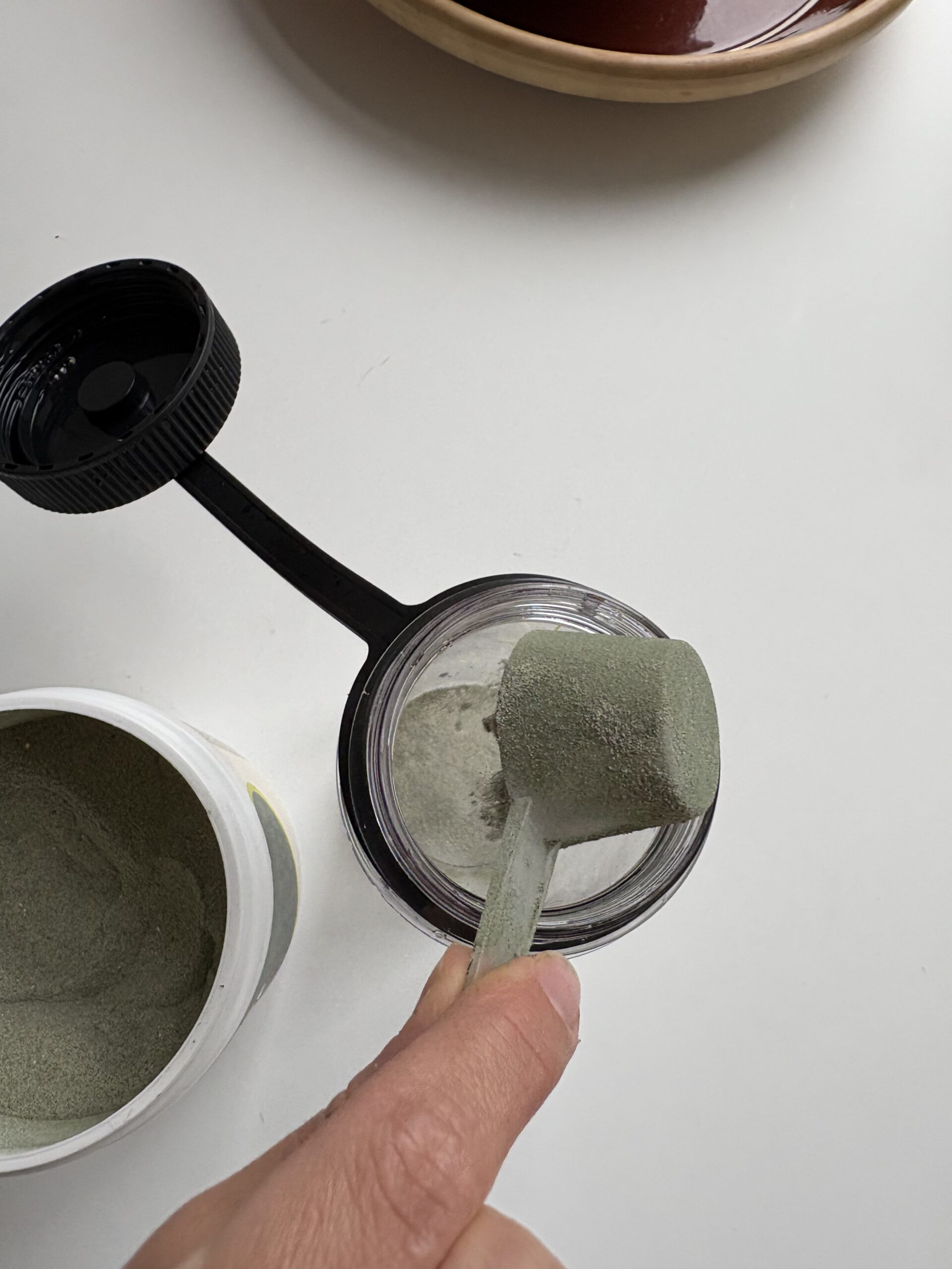 trive-pulver-fyldes-i-flaske