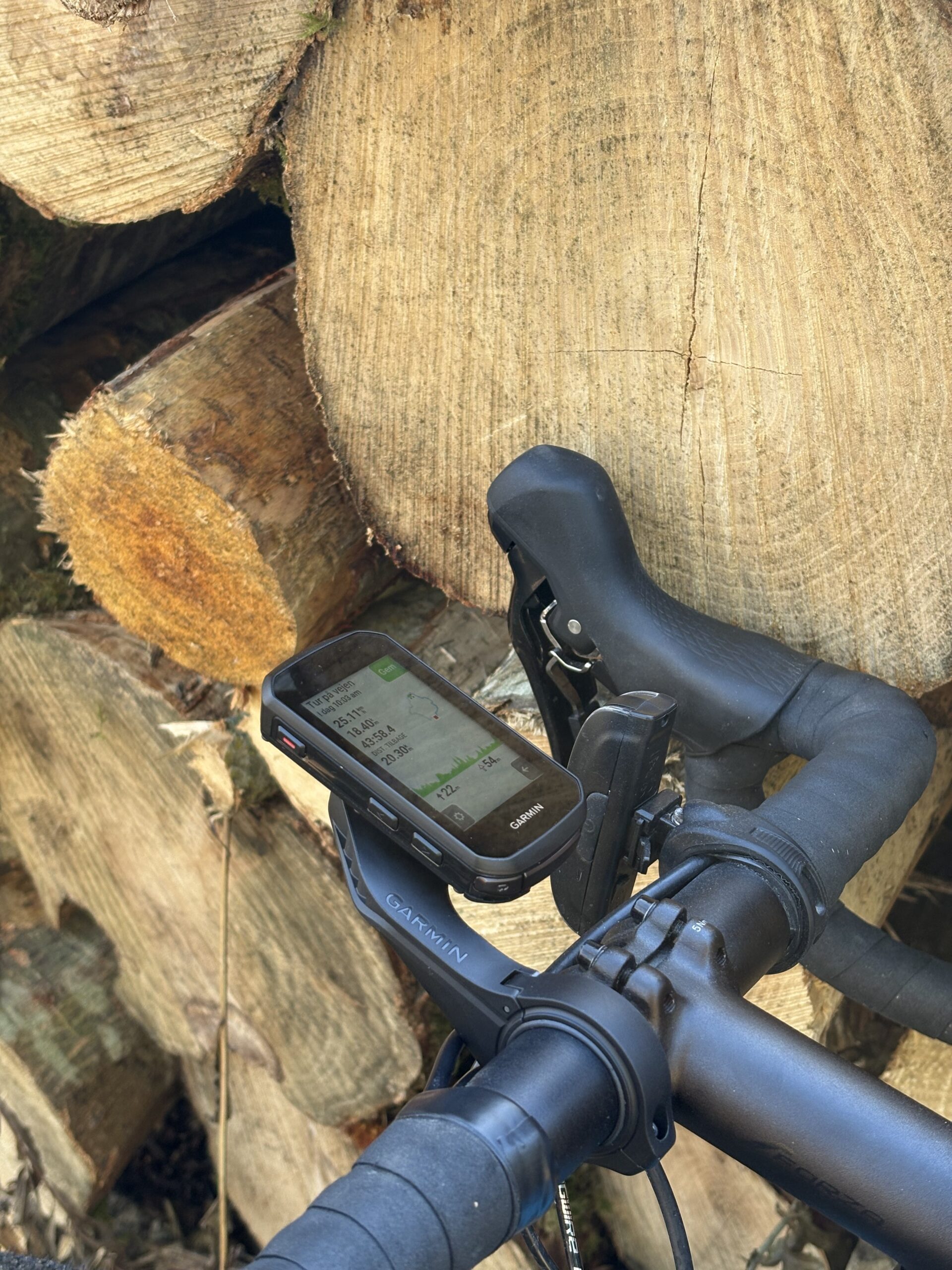 Garmin Edge 850 - Cykelcomputer - På Gravel cykel 01