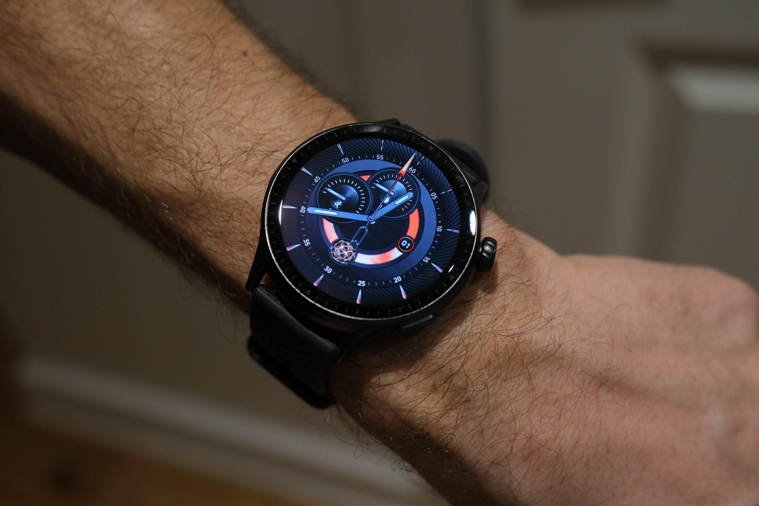 smartwatch-go-ur-paa-arm