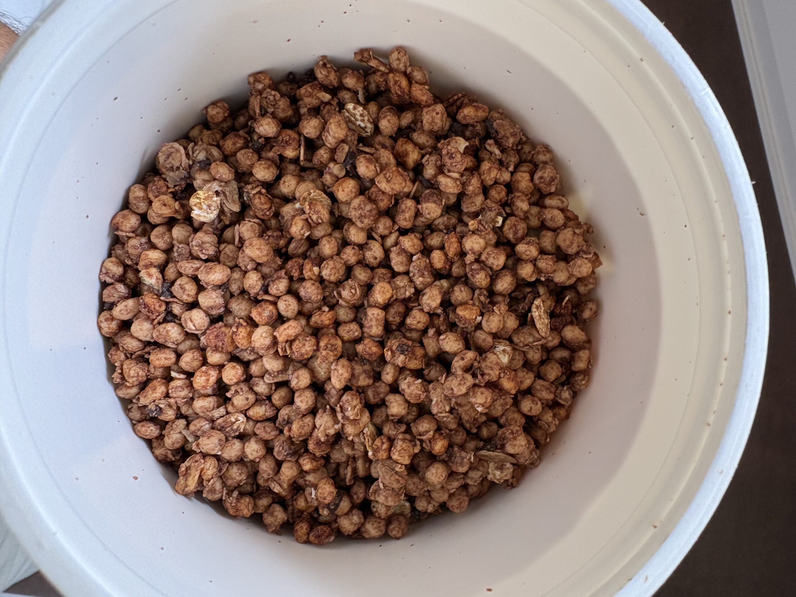 myprotein-protein-granola-chocolate-caramel-03